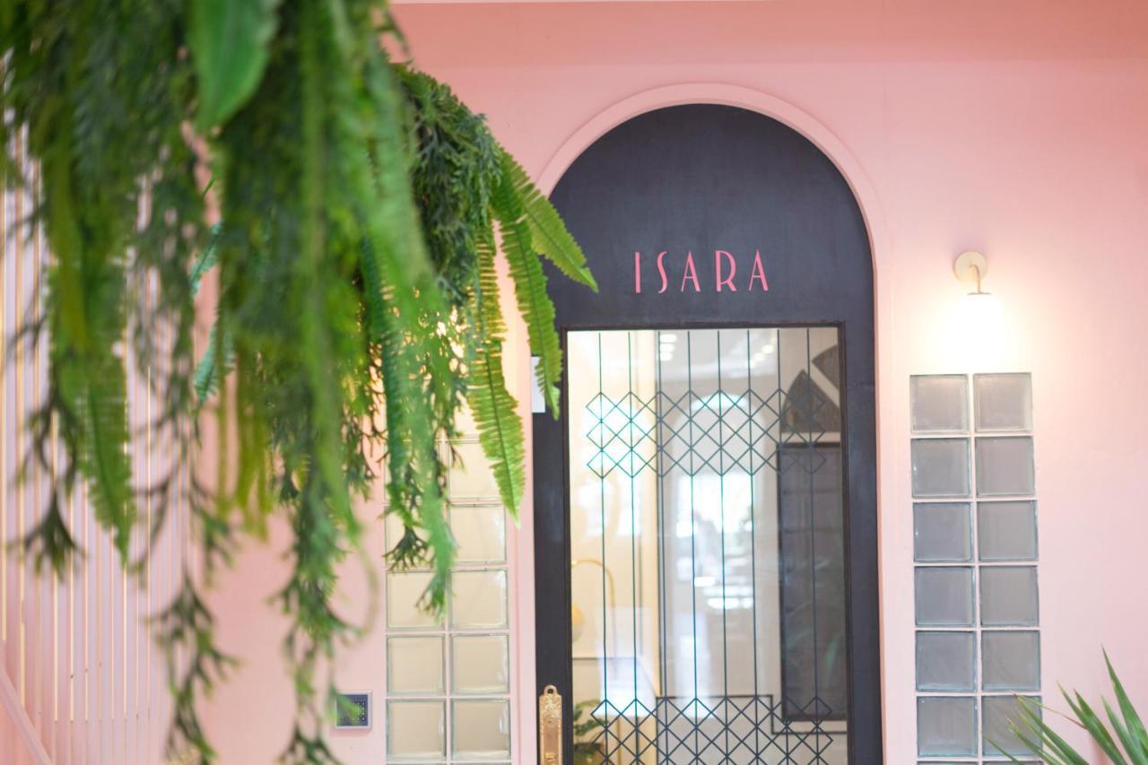 Isara Boutique Hotel And Cafe Phuket Exterior foto